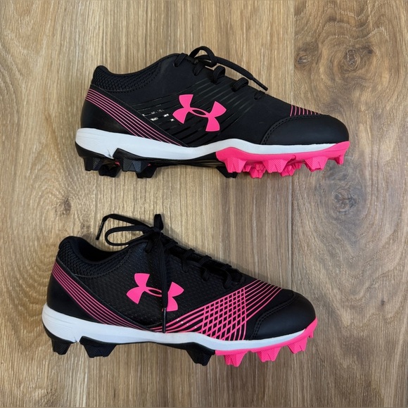 Under Armour Glyde RM Women's Softball Cleats- Size 7 NWOB - Picture 1 of 6